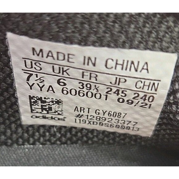 adidas UltraBoost 22 aSMC Stella McCartney Womens Size 9 Black White GY6087 - Picture 9 of 9